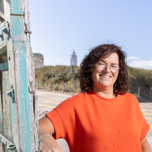 Jannet Van Hulsen- Labots